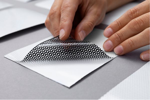 Positioning the decal.