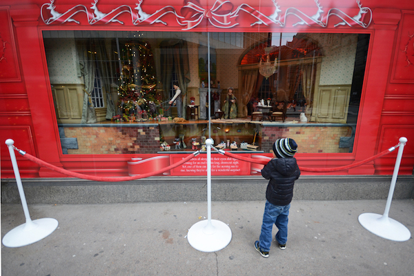 5 Tips to Create Killer Window Signage