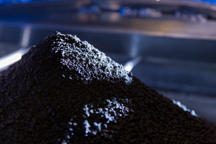 Pile of metal material