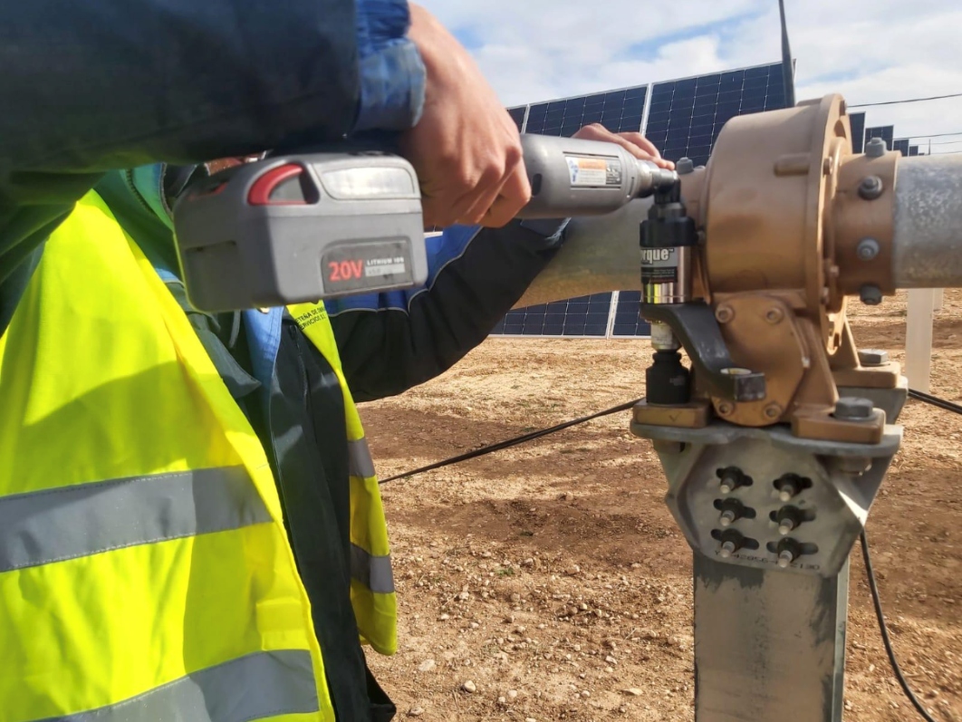 Sun Tracker Unit