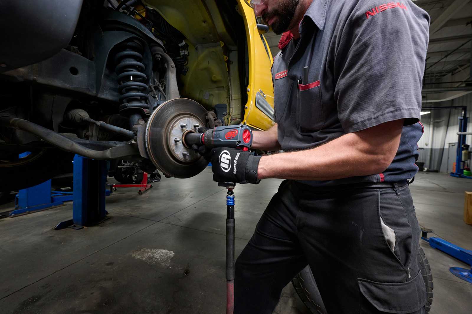 2236QTiMAX tool impact wrench