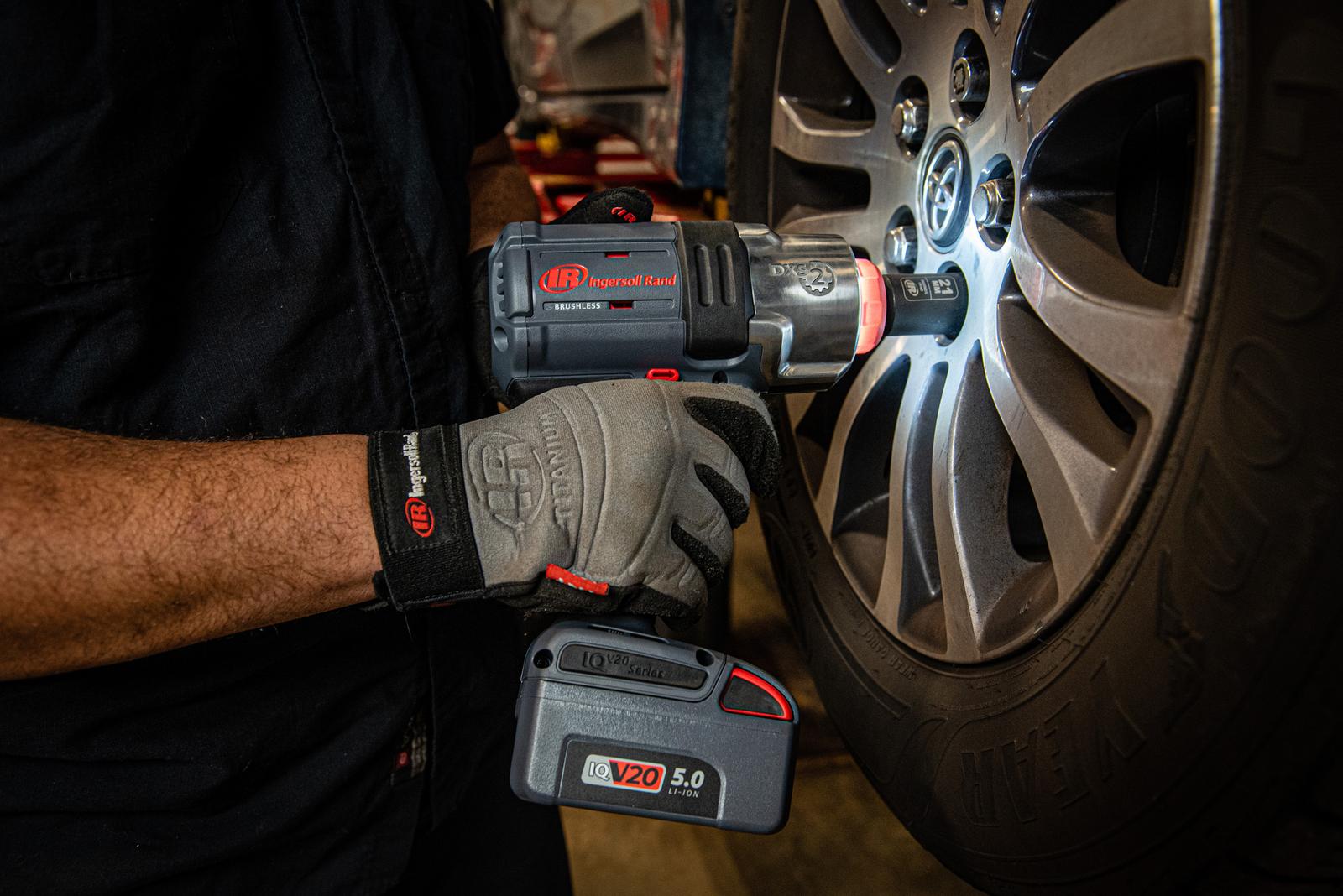 W7153 Impact Wrench