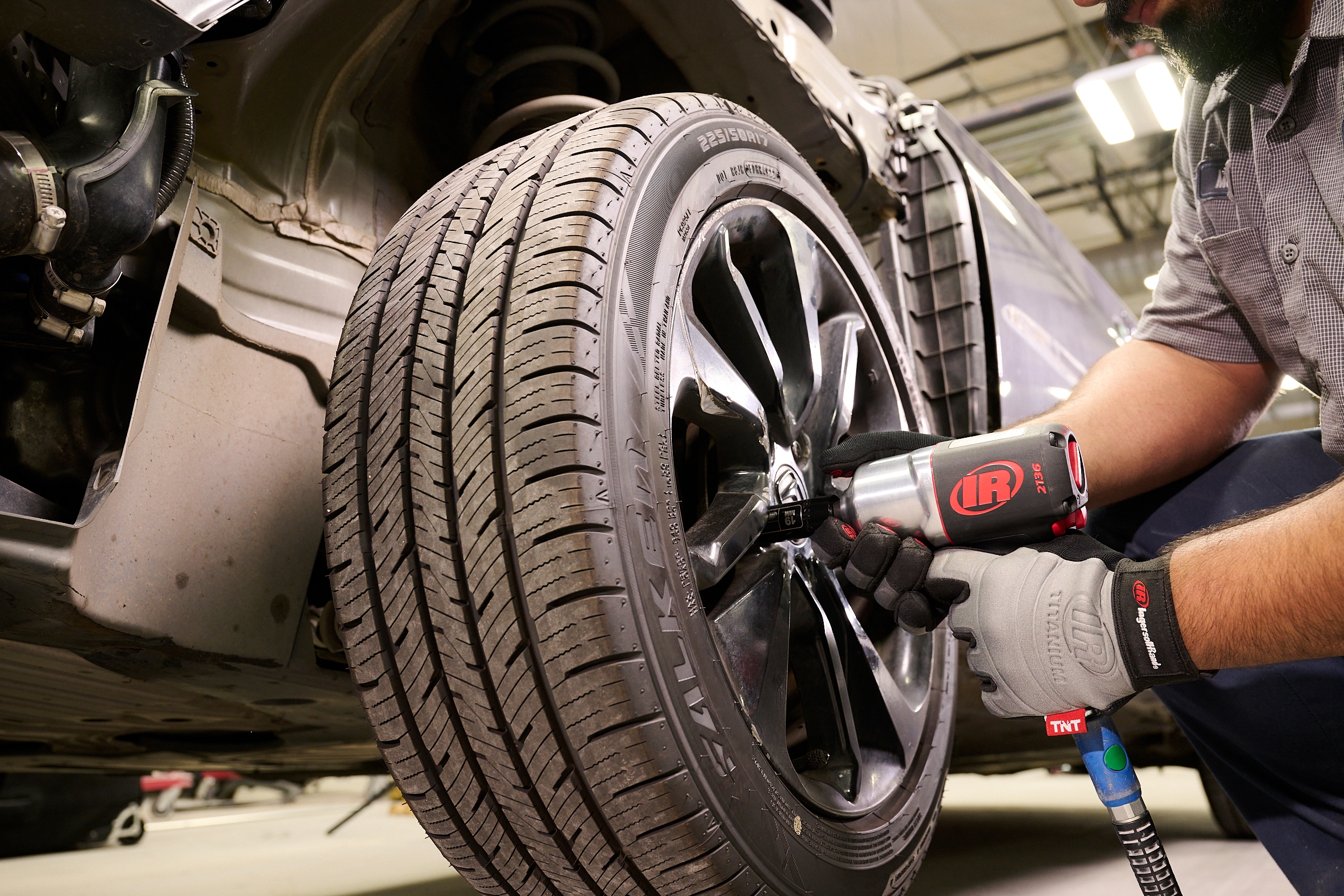 2136QXPA Series Impact Wrench | Ingersoll Rand Power Tools