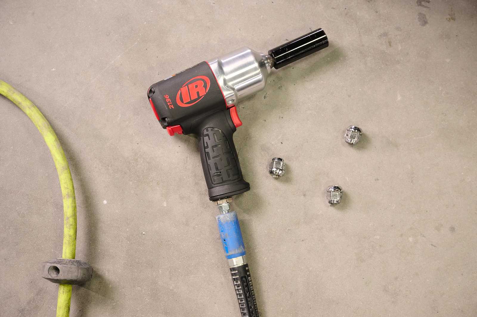 2136QXPA Impact Wrench