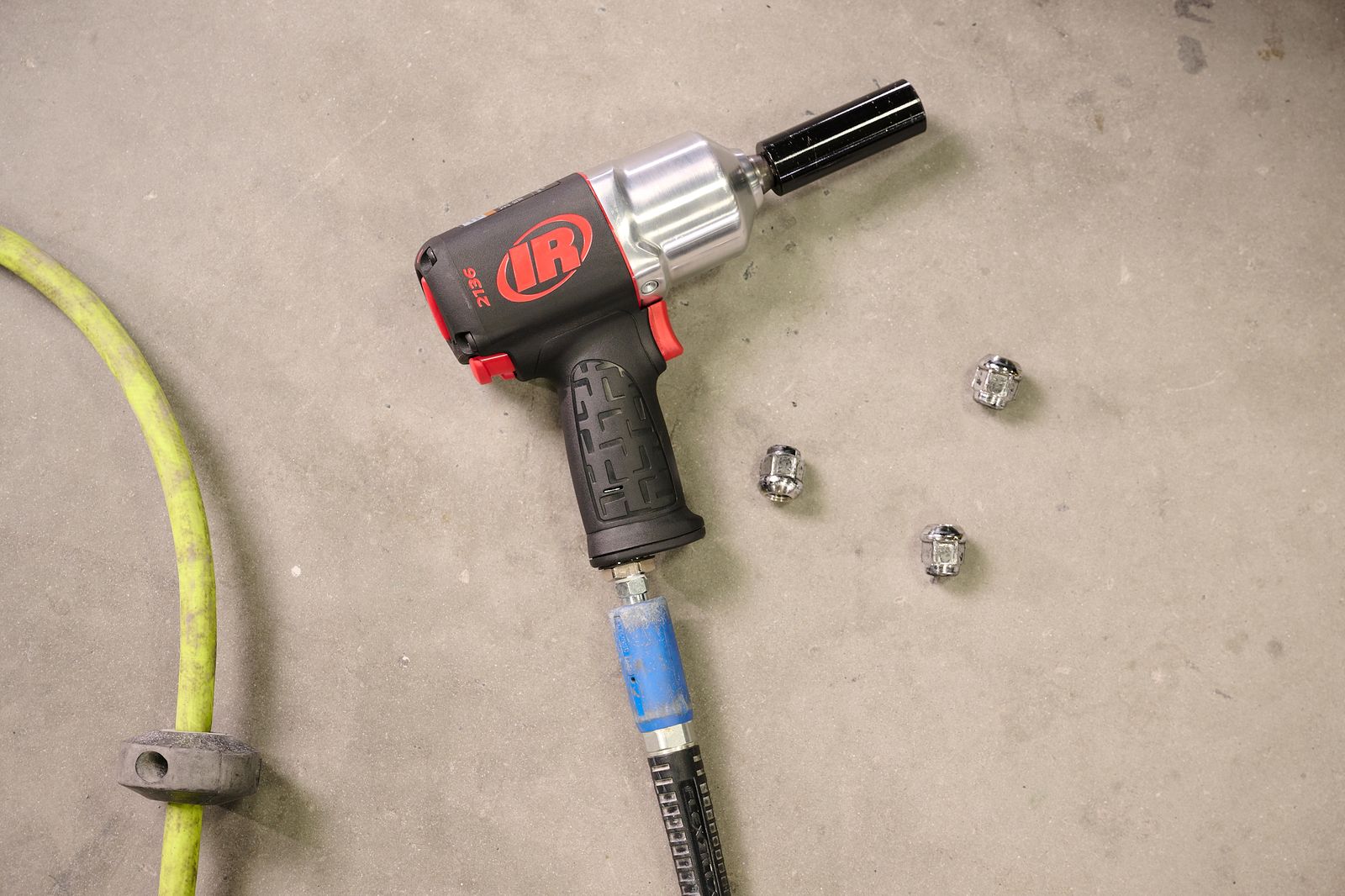 2136QXPA Impact Wrench