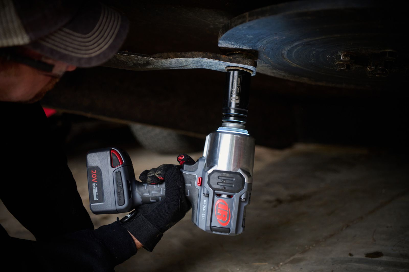 W8000 Series IQV20™ High Torque Cordless Impact Wrench