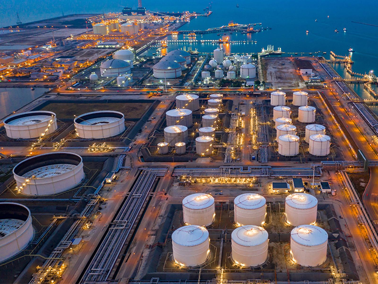 Appl-Oil-Gas.jpg