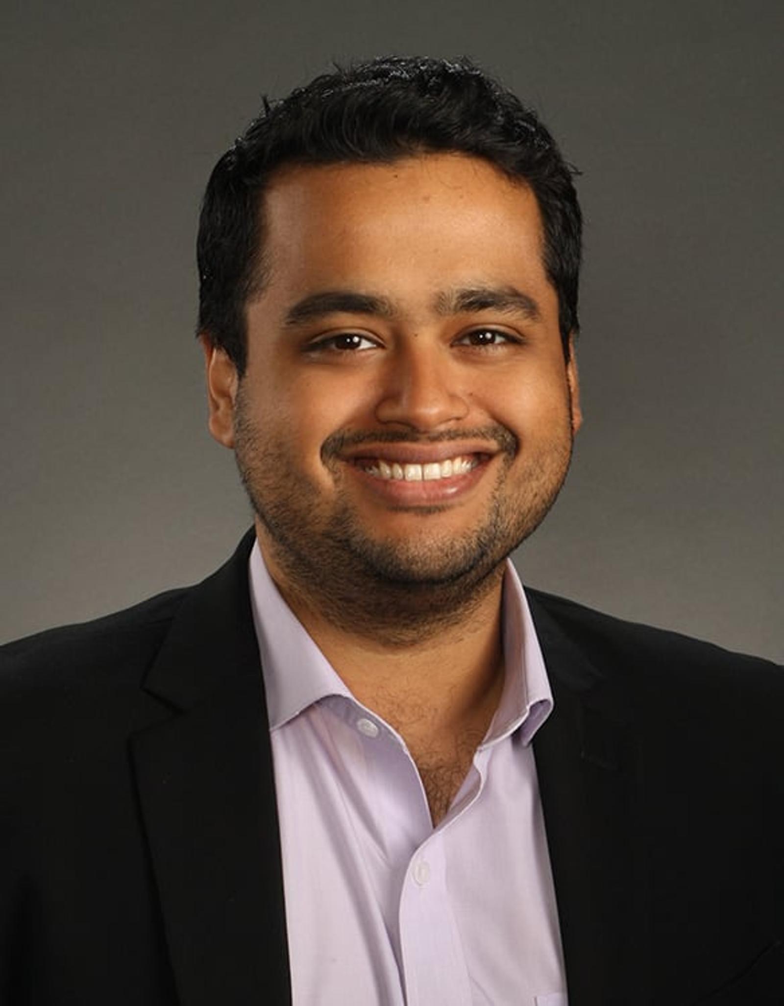 Yash__Flexan_Headshot_2x.jpg