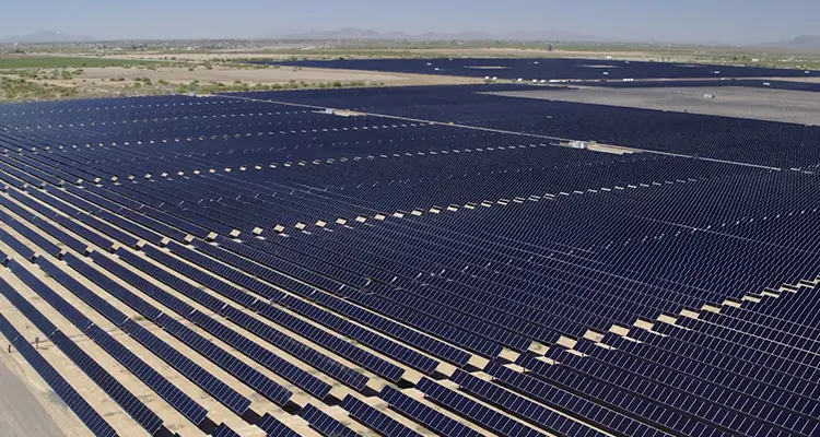 solar-field-2-750x400.jpg