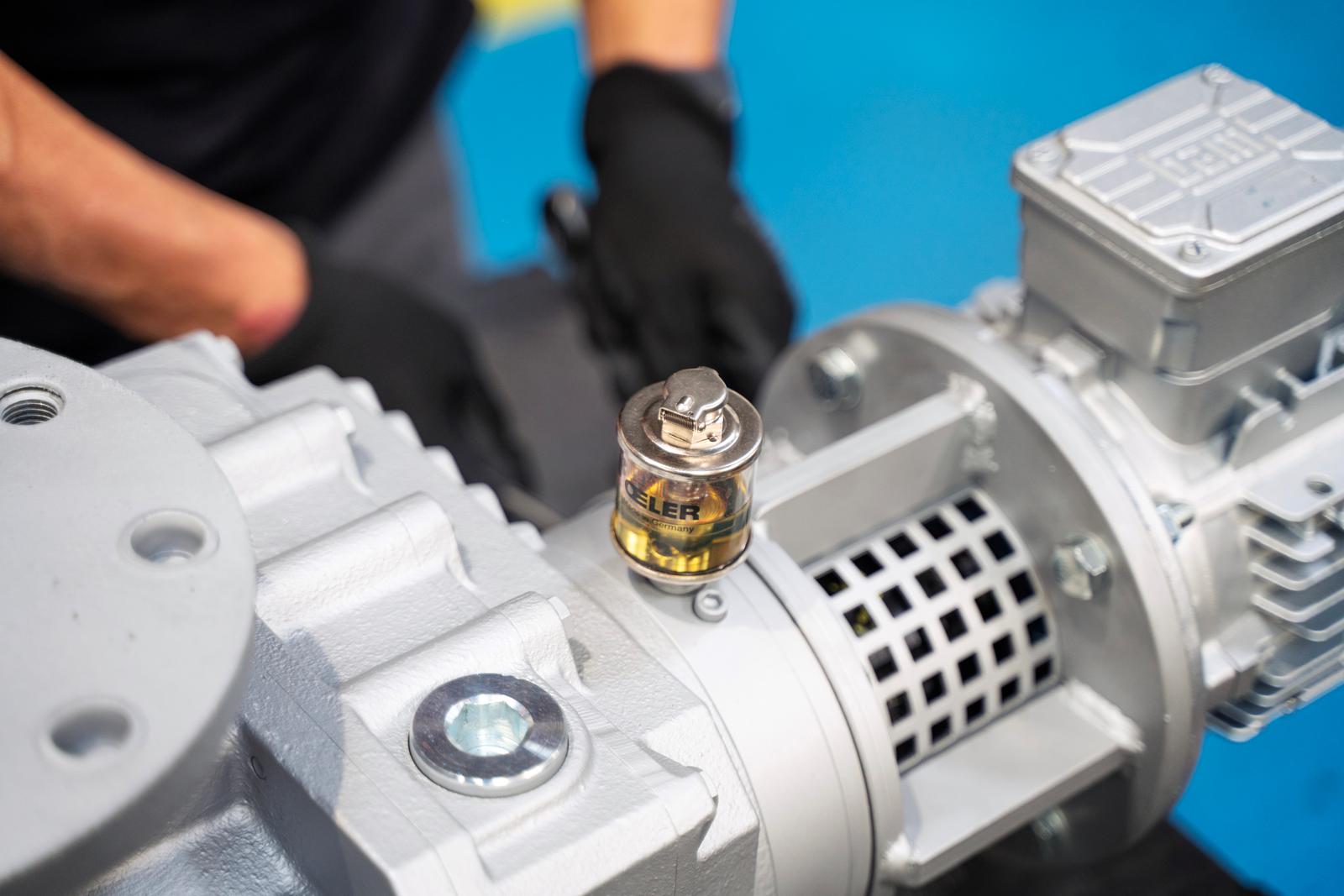 Pump maintenance - oil